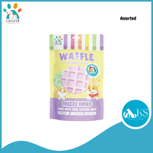 Load image into Gallery viewer, Singapaw Freeze Dried Waffles Treats for Cats & Dogs In Different Flavors
