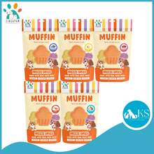 Load image into Gallery viewer, Singapaw Freeze Dried Muffin Treats for Cats &amp; Dogs In Carrot Cheese Cranberry Blueberry