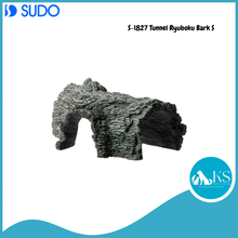 Load image into Gallery viewer, Sudo S-1824 / S-1825 Tunnel Ryuboku Log S/M / S-1827/1828/1829 Tunnel Ryuboku Bark S/L &amp; Cave Fish &amp; Aquatic