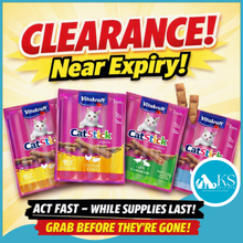 Load image into Gallery viewer, [Exp: 09/2026] *CLEARANCE* VITAKRAFT Cat Stick Salmon Cod Coalfish Chicken Cat Grass18g (3 sticks) Cat Treats